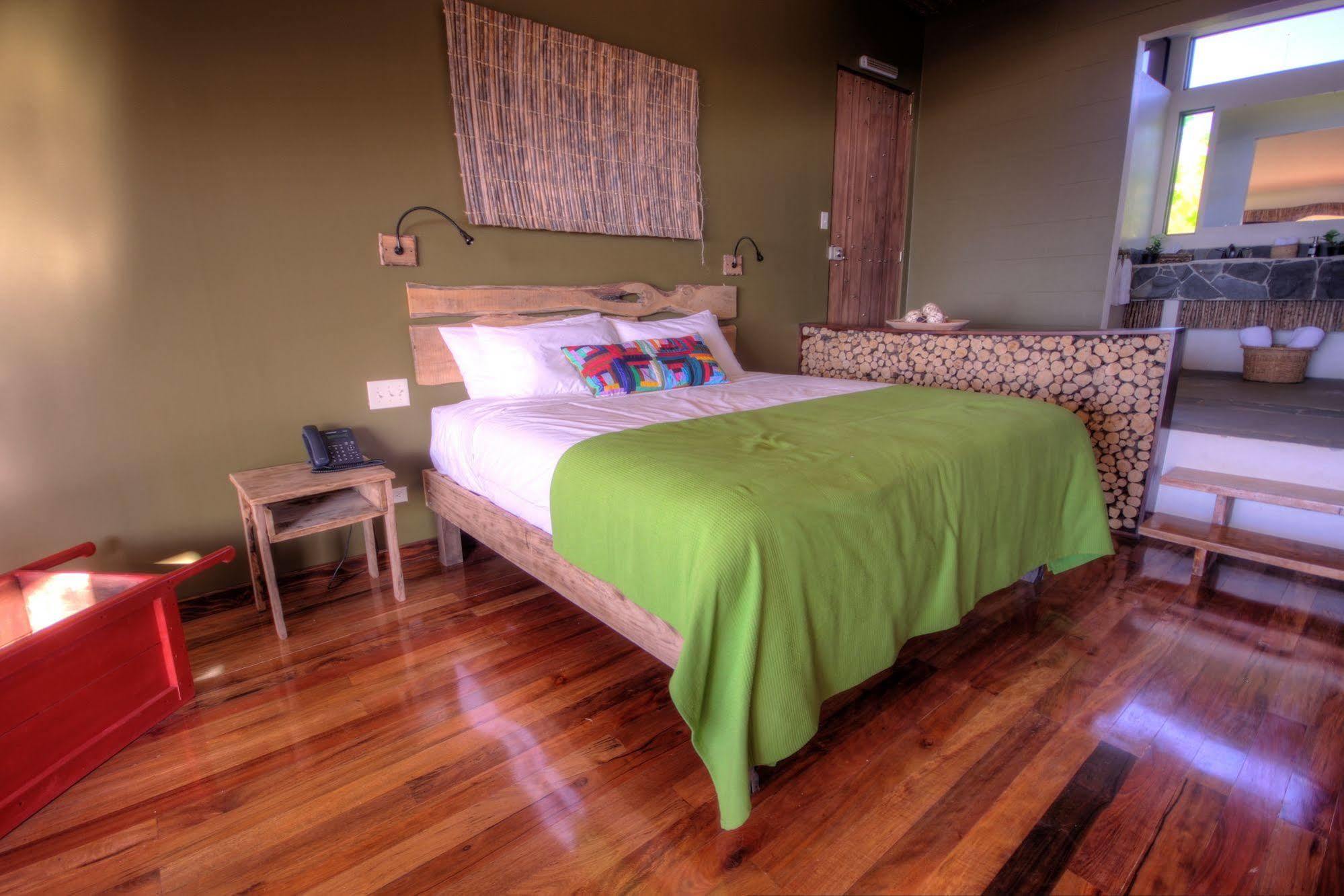 Chayote Lodge Naranjo  Exterior photo